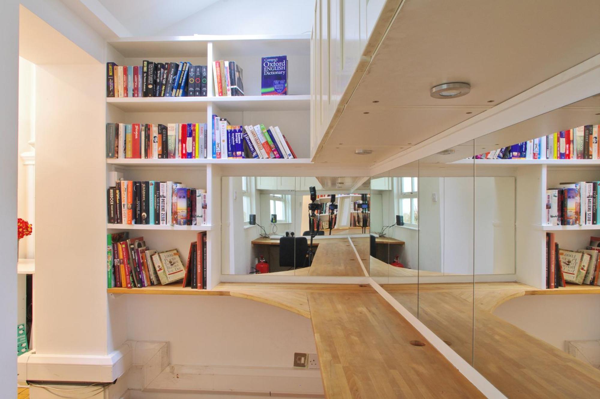 Spacious Soho On Quaint Cobbled Street Apartamento Londres