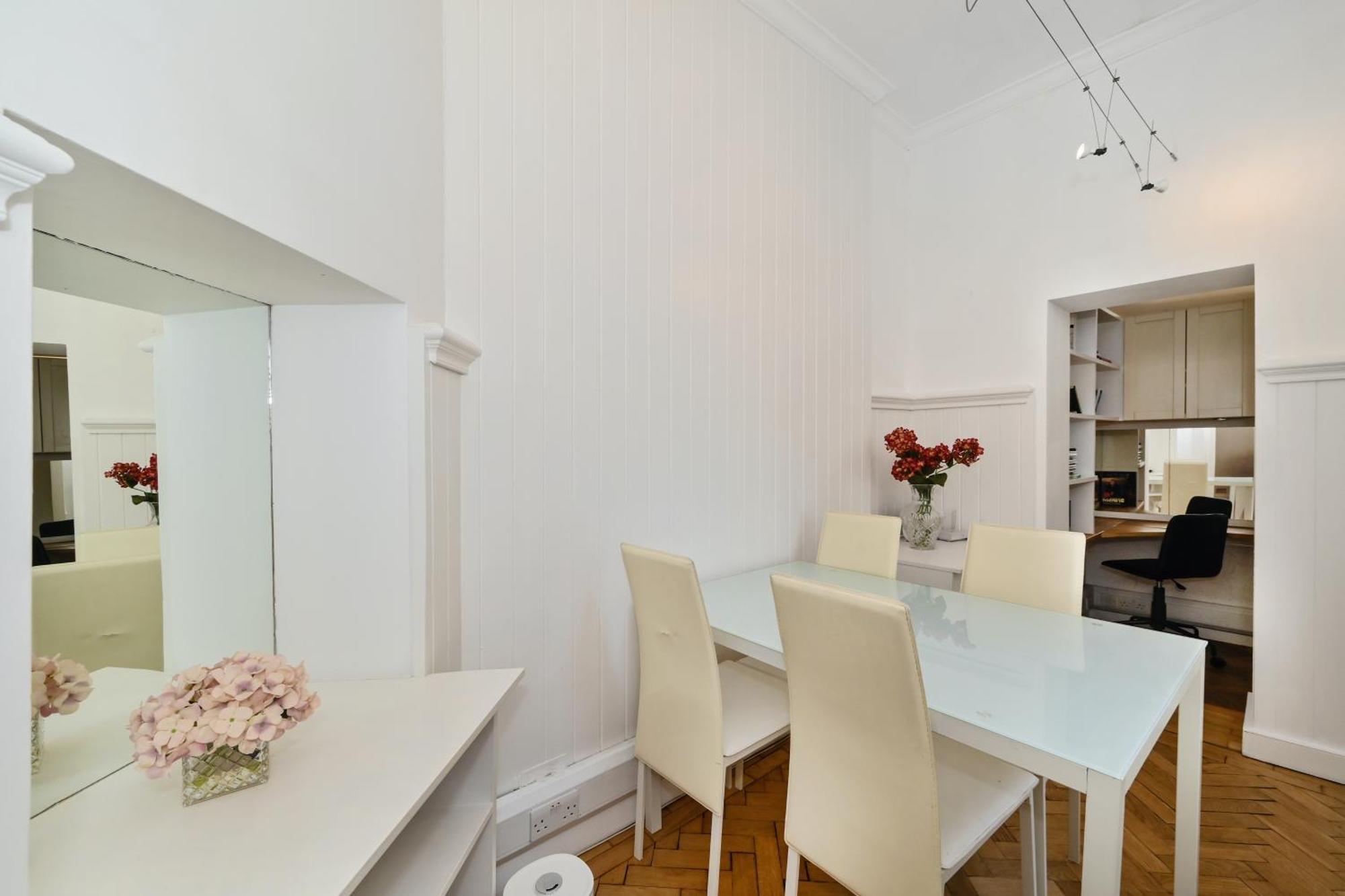 Spacious Soho On Quaint Cobbled Street Apartamento *